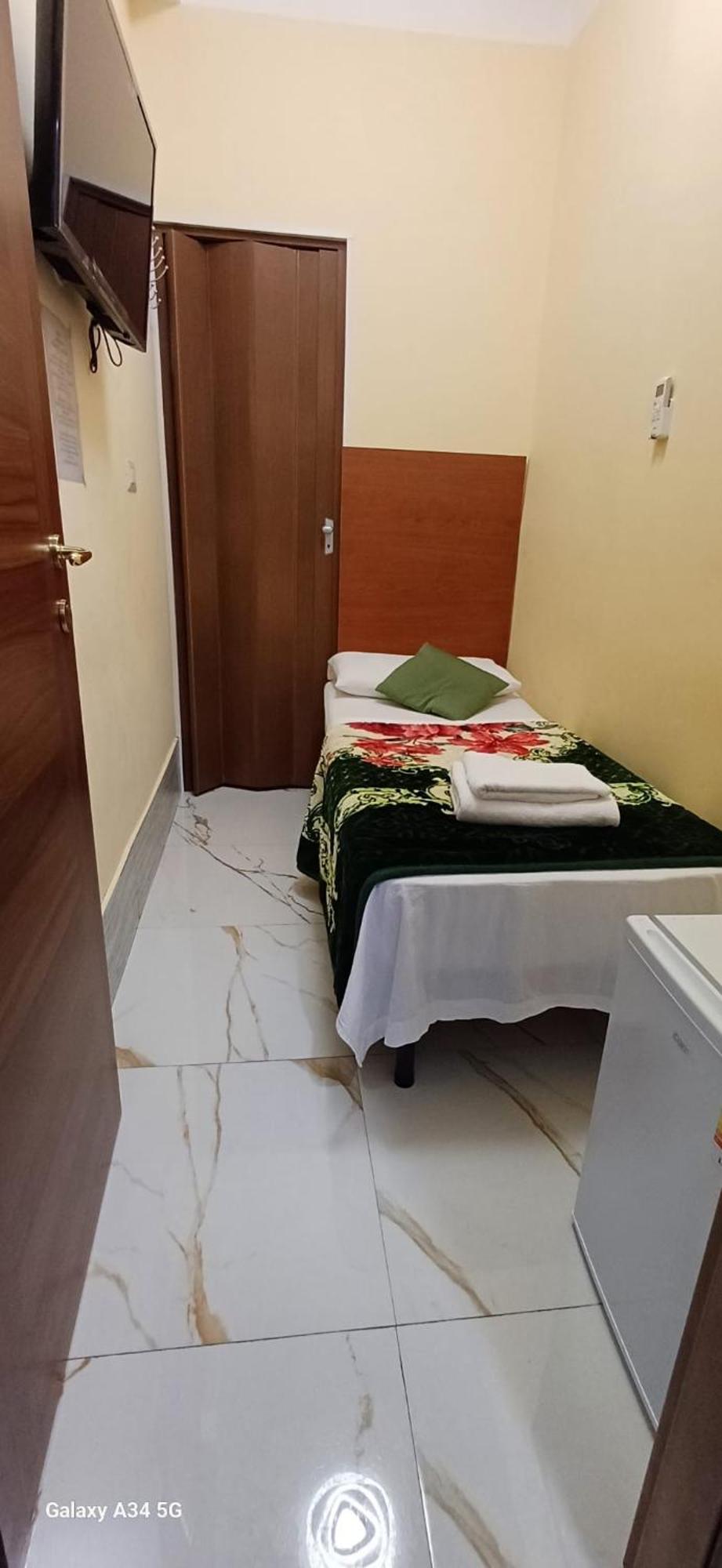 ローマ Termini Gioberti Bed & Breakfast エクステリア 写真