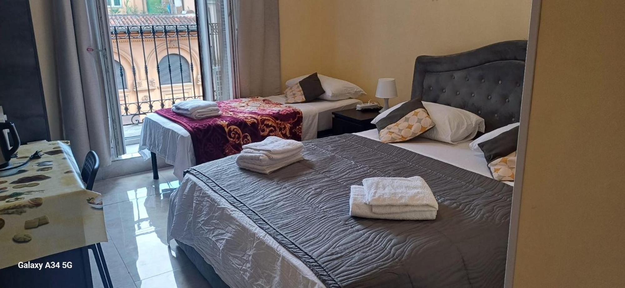 ローマ Termini Gioberti Bed & Breakfast エクステリア 写真